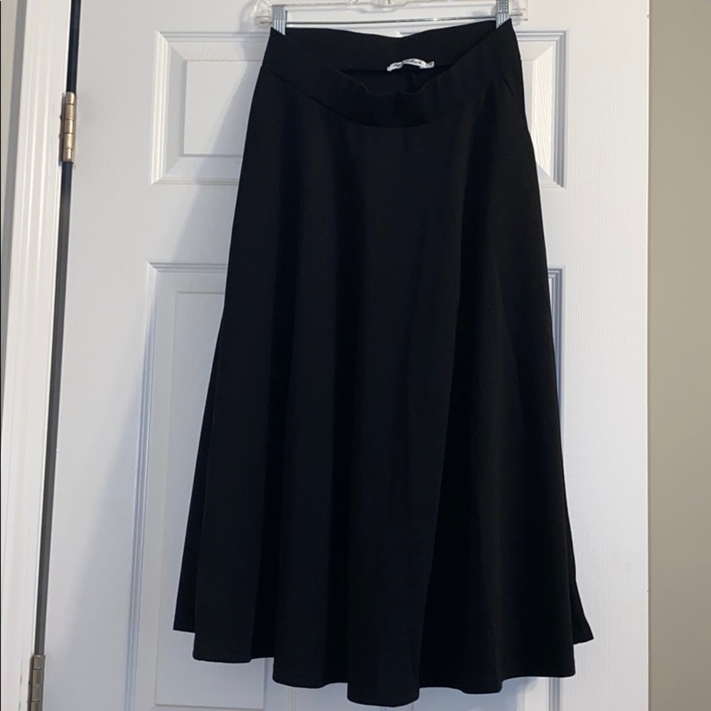Black skirt